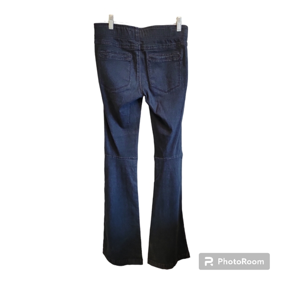 Vintage FREE PEOPLE Pull on Flare Demim Jegging Jeans - Picture 3 of 6